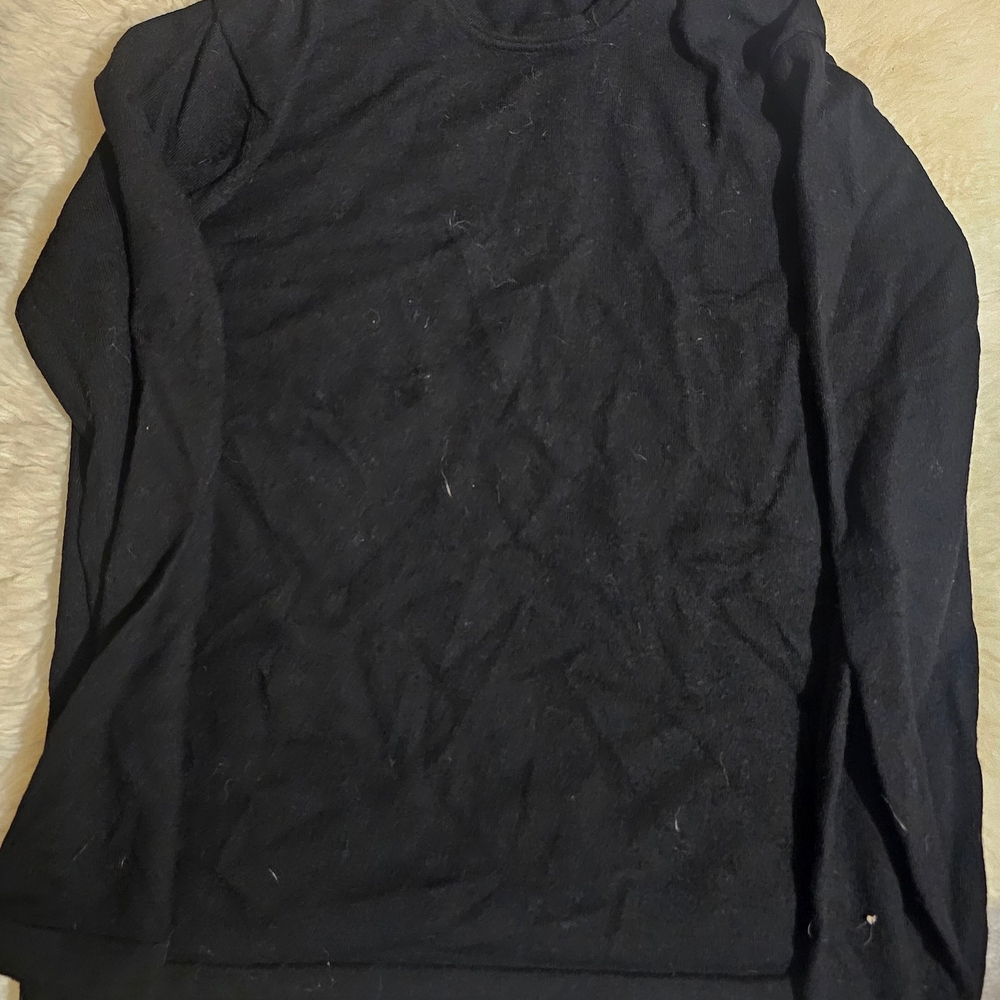 Men's Black Long Sleeve Sweater